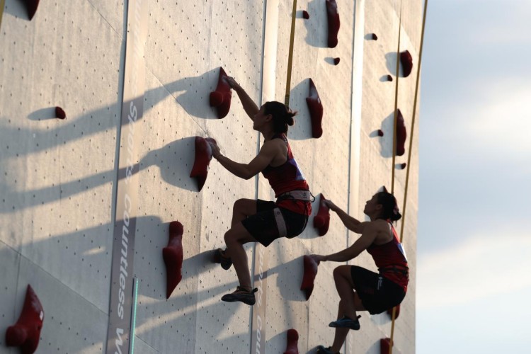 众阵阵欢呼, 中国队斩获, 年杭州亚运