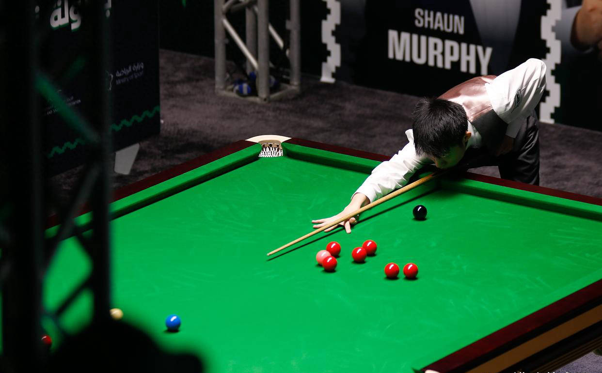 连胜三局反, 击败霍尔沃