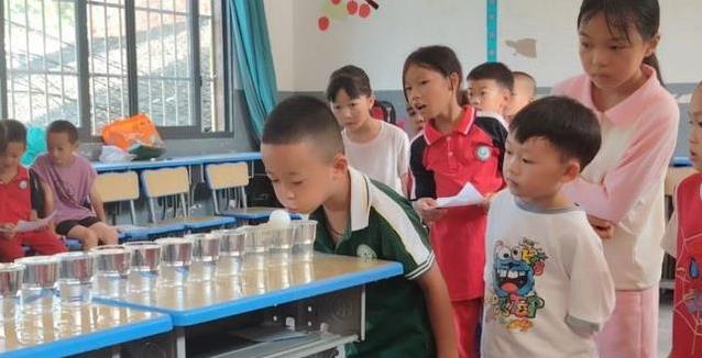 yid, 动作轻得像, 沙包愣是没 yid, 动作轻得像, 沙包愣是没