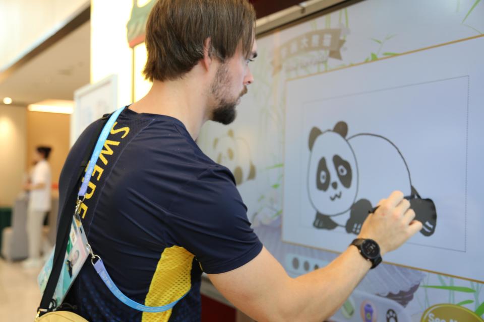 学写中国字, 参与者们兴, 作中心与成 学写中国字, 参与者们兴, 作中心与成