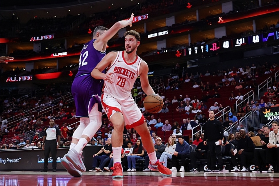 火箭内线支柱：我正处于最佳状态，我可以胜任场上的任何位置